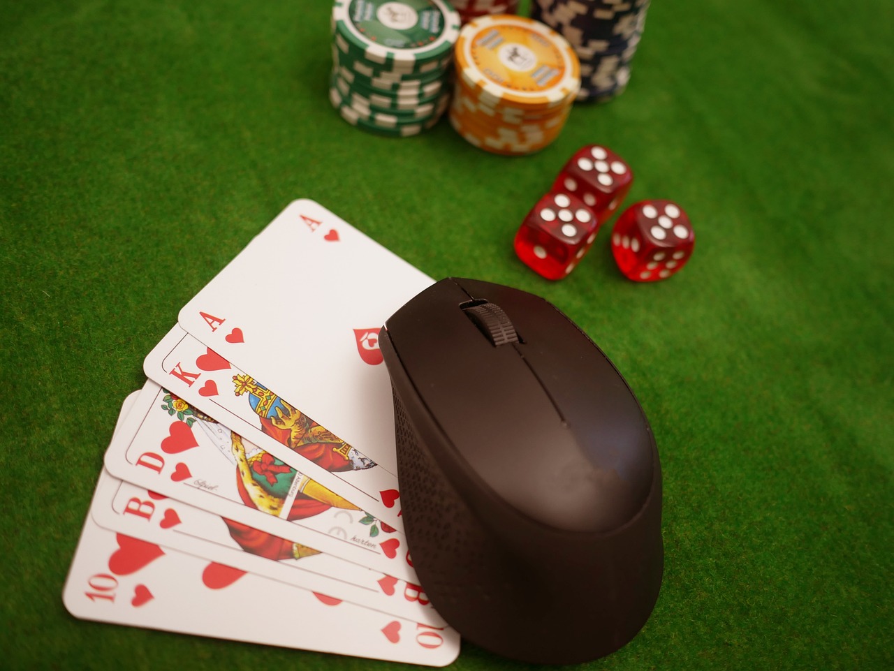 play online casino games