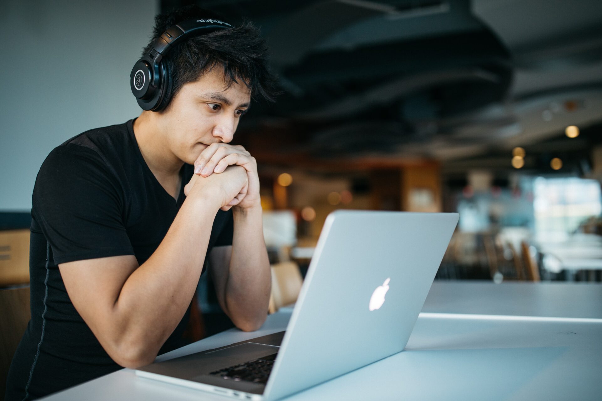 wes-hicks--EeTnaCS-unsplash
